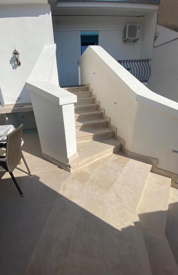 Duje & Roko Apartments Šibenik Buitenkant foto