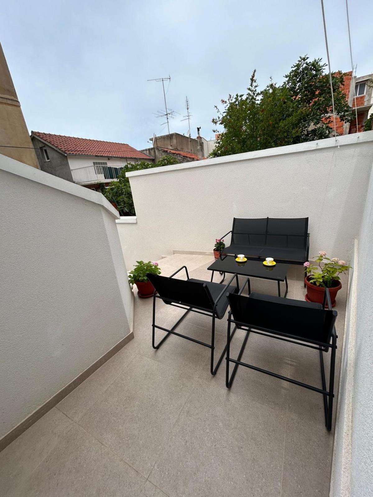 Duje & Roko Apartments Šibenik Buitenkant foto