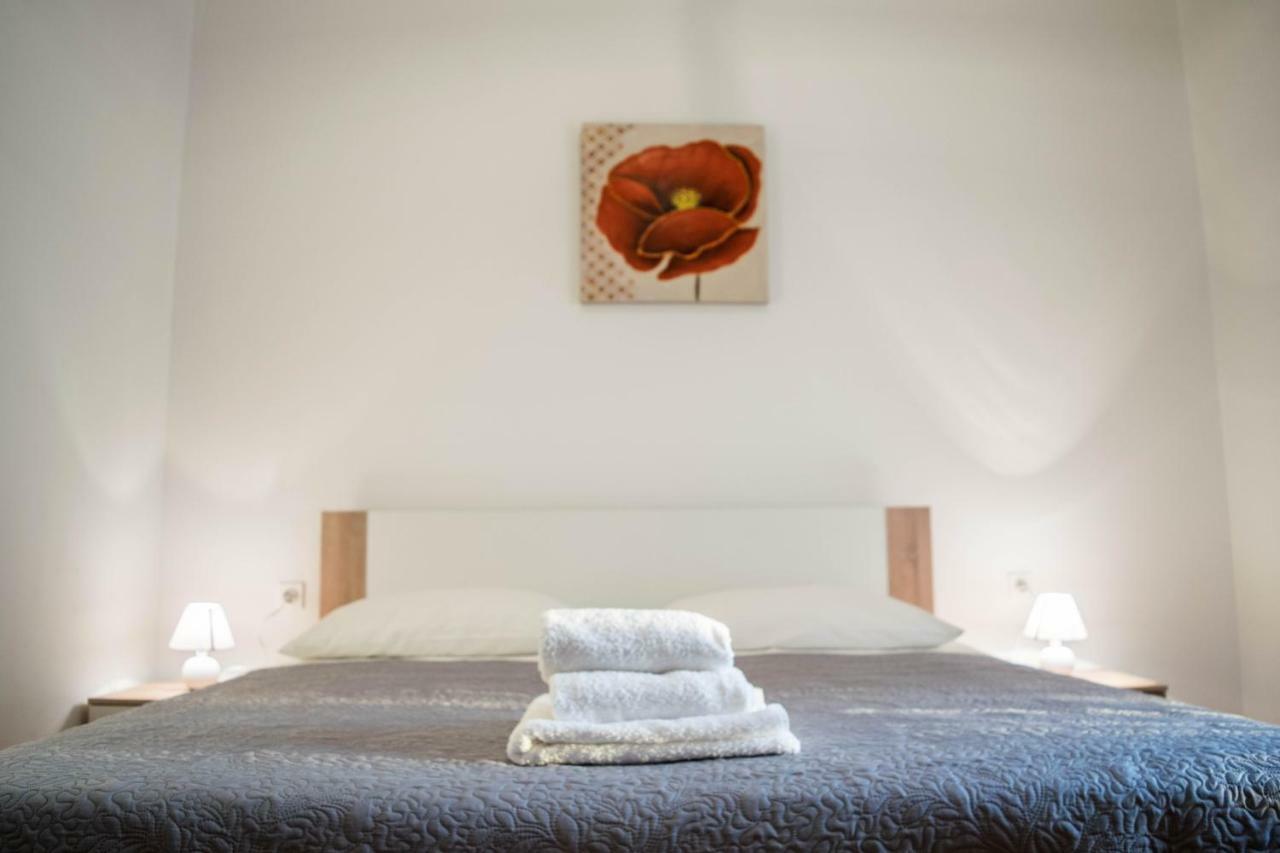 Duje & Roko Apartments Šibenik Buitenkant foto