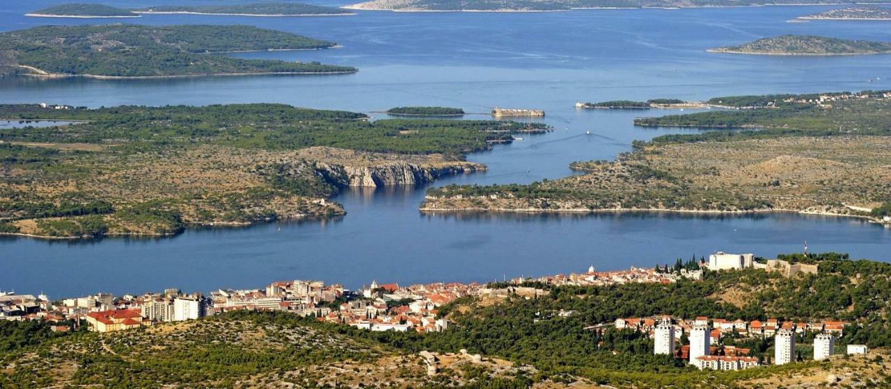 Duje & Roko Apartments Šibenik Buitenkant foto