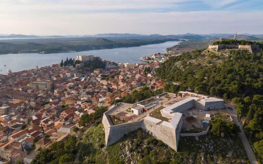 Duje & Roko Apartments Šibenik Buitenkant foto